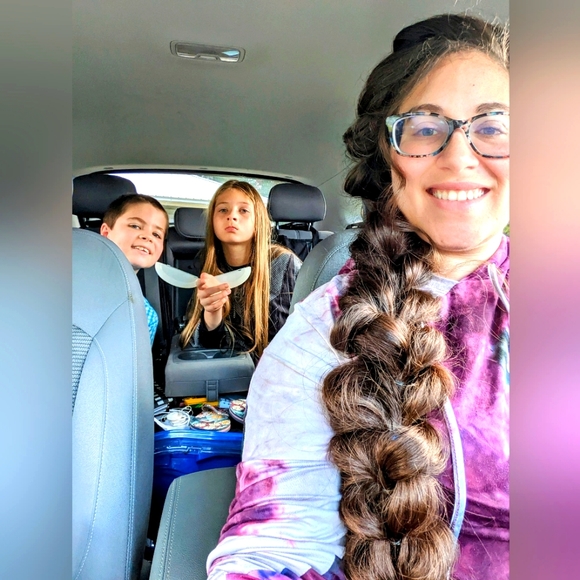 Meet your Posher, Rebecca Sue - Picture 4 of 5